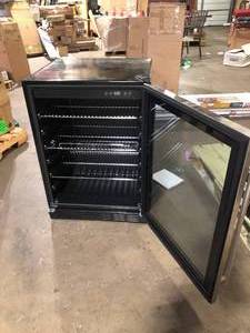 Magic Chef Beverage 23.4 in. 154 (12 oz.) Can Beverage Cooler, Stainless Steel Customer Returns See Pictures