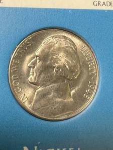 1945-S US JEFFERSON WAR NICKEL UNC IN CASE