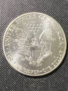 1986 AMERICAN SILVER EAGLE 1 TROY OZ .999 FINE SILVER