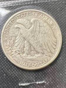 1942 US WALKING LIBERTY HALF DOLLAR