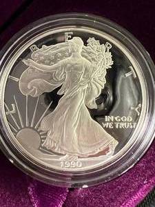 1990 PROOF AMERICAN SILVER EAGLE IN ORIGINAL MINT BOX