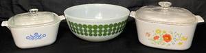 lot 64 image: Vintage PYREX Green Dots 404 4 Qt. Mixing Bowl and Corning Ware Wildflower 3 Qt. and Blue Cornflower 1 34 Qt Dishes