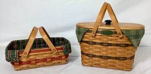 lot 22 image: Longaberger Traditions Collection Fellowship Basket 1997 and 1996 Christmas Collection Holiday Cheer Basket