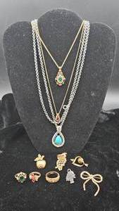 lot 107 image: Collection of Avon Costume Jewelry