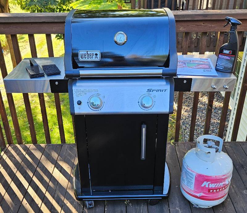 Vintage Valuables in Apple Valley Red Wing Crock, Uranium Glass, Books