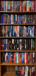 lot 38 image: Large Collection of James Patterson Novels- 123 Books