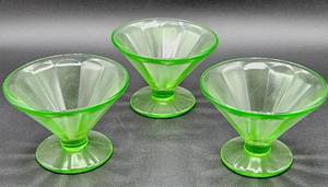 lot 14 image: 1930s Vintage Green Depression Sherbet Uranium Glass -  Optic Panel  by Federal Glass