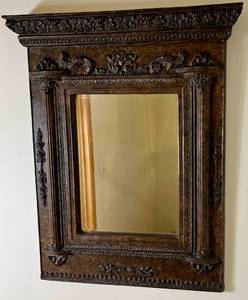 lot 81 image: Large Decorative Mirror 31.5 W x 43.5 H x  2.5 D