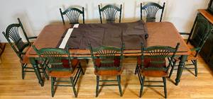 lot 1 image: Vintage Dining Table and 8 Chairs- 6 armless and 2 Captains chairs  Made in Canada, Bought at Schneidermans