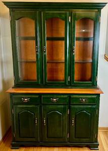 lot 9 image: Canadel 3 Door Glass Shelves Lighted Display Cabinet (2 Pieces)