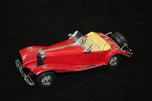 lot 1619 image: 1935 Mercedes Benz Type 770 Diecast Metal Collectible 124 Scale with Certificate of Authenticity