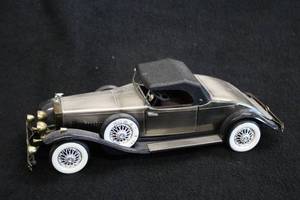lot 1621 image: 1931 Rolls Royce Phantom Radio
