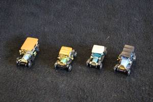 lot 1683 image: Lot of (4) Collectible Vintage Era Cars 2-12x1x1-14