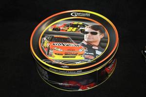 lot 1733 image: #24 Jeff Gordon Collectors Tin