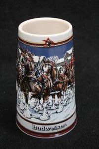 lot 1783 image: Ceramarte (Brazil) Budweiser Clydesdales 1989 Collectors Beer Tankard 6-34