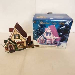 Heartland Valley Village Deluxe Porcelain Lighted House Tailor Shop