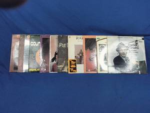 lot 166 image: Collection of 11 Classic Vintage Vinyl Record Albums 33 RPM Sinatra, Boone, Western, Etc.