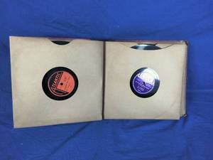 lot 168 image: Collection of 8 Classic Vintage Vinyl Records 78 RPM in an Album Clovers, Willis, Lunceford, Etc.