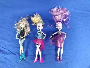 lot 211 image: Lot of Three Monster High Collectible Dolls