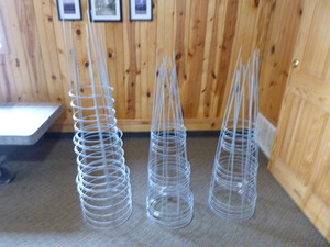 16 Tomato Cages
