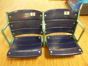 2 Met Stadium Stadium Seats