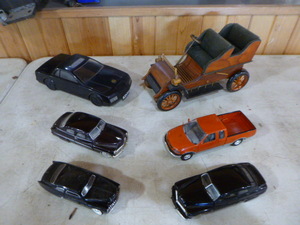 6 Collectible Vehicles