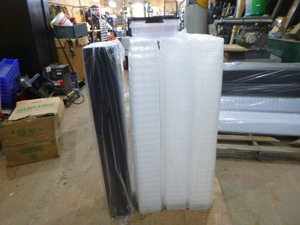Sealable Plastic Containers with Lids