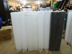 Sealable Plastic Containers with Lids