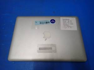 lot 30 image: Apple&nbspMacBookPro9,2 A1278 &nbspINTEL CORE I5-3210M 2.5 Ghz  4GB DDR3 SDRAM  500GB HD  13.3 screen with 1280 x 800 Resolution  Includes IOS and Charger 