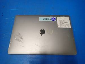 lot 34 image: Apple&nbspMacBook Pro 14,3 A1707 