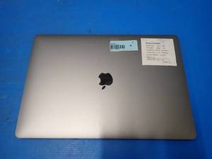 lot 42 image: Apple&nbspA1990 MacBook Pro 15,1 &nbspINTEL CORE I7-8850H 2.6 Ghz  32GB RAM  500GB Integrated HD  15.4 screen with 2880 x 1800 HD Resolution  Includes IOS  No Charger   minor keymarks on screen