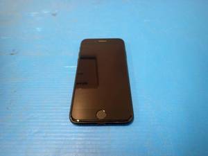 lot 79 image: Apple&nbspiPhone 7 A1660  32GB of storage  Cellular Carrier Unlocked  Includes Charging Cable  Light scratches on screen
