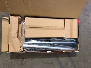 ROBERTS 13 in. Multi-Floor Cutter with 0 to 45 Degree Miter Guide and 28-12 in. Handle Customer Returns See Pictures