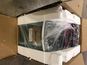 Magic Chef 27 lbs. Bullet Ice Countertop Ice Maker in Stainless Steel Customer Returns See Pictures