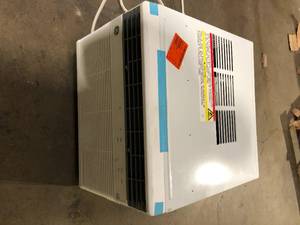 GE 12,000 BTU 115-Volt Smart Window Air Conditioner for 550 sq. ft. in White with Wi-Fi and Remote   Customer Returns See Pictures
