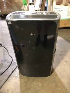 LG PuriCare 50-Pint Dehumidifier with Clear Bucket with Handle  Customer Returns See Pictures