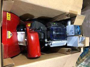 Toro Power Max 824 OE 24 in. 252cc Two-Stage Electric Start Gas Snow Blower Customer Returns See Pictures