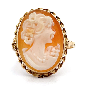 Oval Carved Cameo Twisted Rope Ring in 14k Yellow Gold