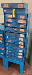 lot 5 image: Blue hardware cabinet with contents...