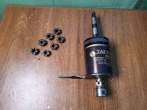 lot 18 image: Tapmatic 50X reversible tapping att...