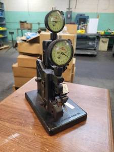 lot 31 image: The Johnson Gage Co. dial indicator...