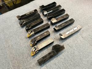 lot 40 image: (13) 34 in. Square Shank Turning T...