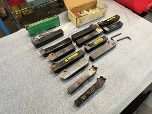 lot 43 image: (11) 1 in. Square Shank Turning Too...
