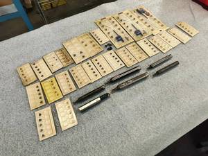 lot 50 image: (6) Small Diameter Round Shank Turn...