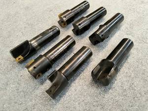 lot 58 image: (7) Valenite 58 in. Indexable End ...