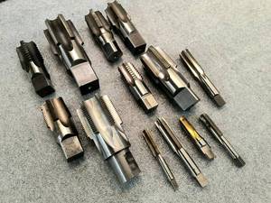 lot 83 image: (13) Assorted Size Square Shank Tap...