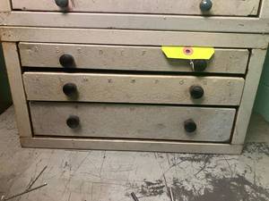 lot 112 image: Lettered drill bit index...