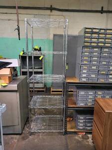 lot 149 image: Wire shelf...