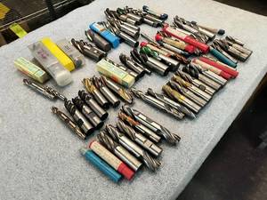 lot 177 image: Lot of Assorted Size and Type End M...