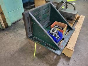 lot 361 image: 12 x 16 x 20 Angle Plate and ass...